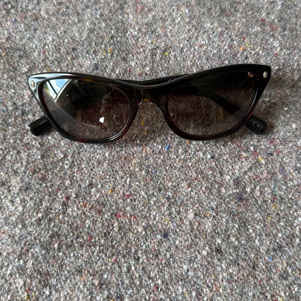 Dior Collection “Les Marquises” Tortoiseshell Sunglasses - Picture 2 of 8
